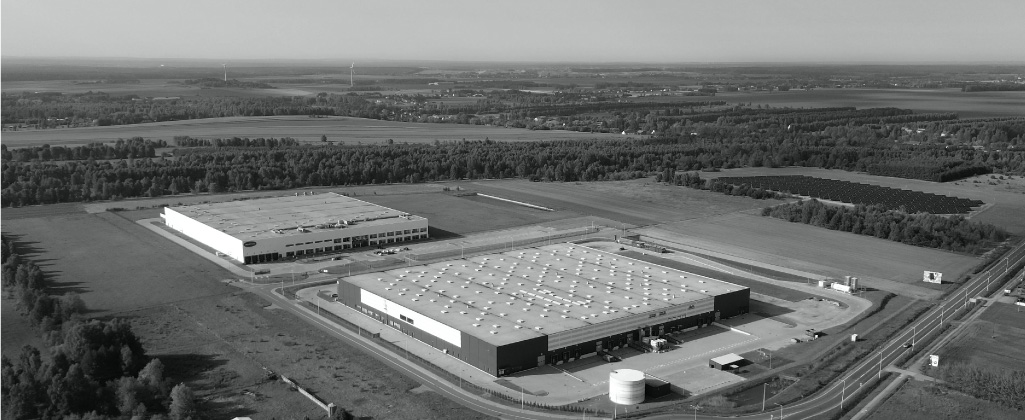 Vista aérea de un parque de naves industriales